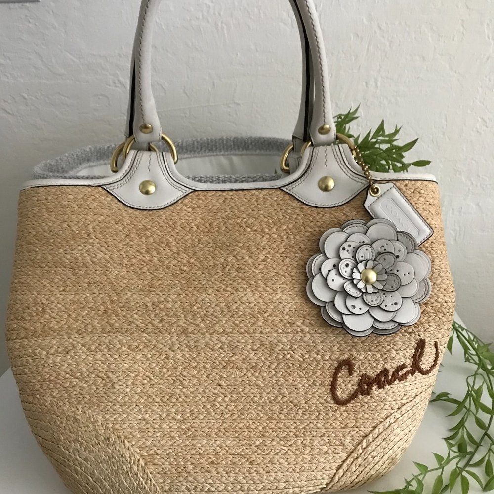 Gorgeous Coach Natural Straw Tote Bag